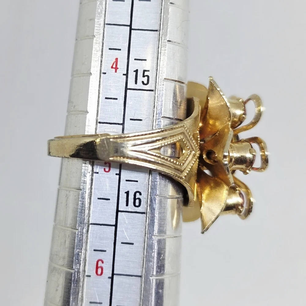 Vintage Floral Flower Red Rhinestone Prong Set Gold Fashion Ring Adjustable